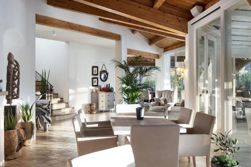 Li Neuli Country Club San Pantaleo Exterior foto